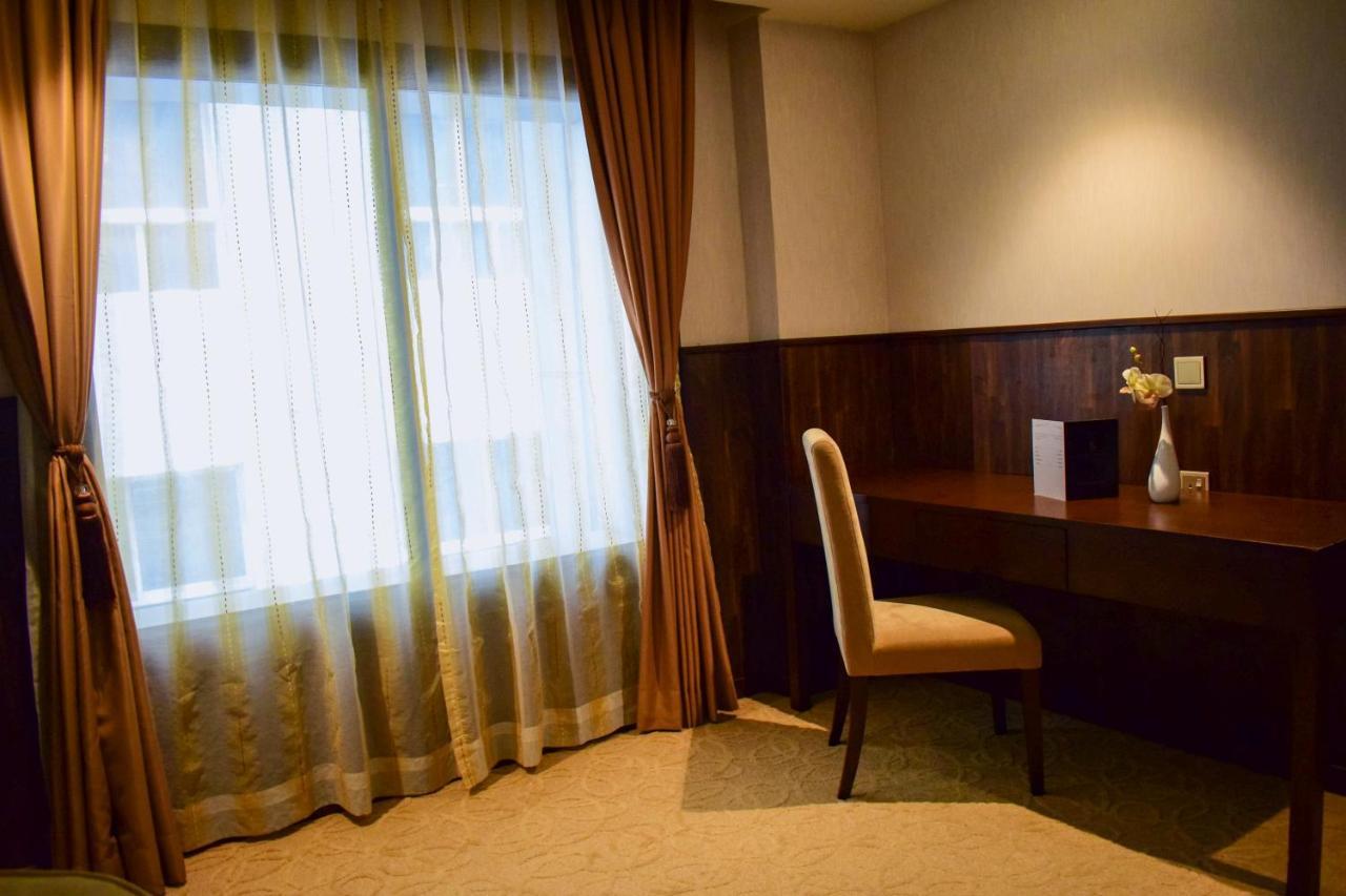 The Secure Hotel